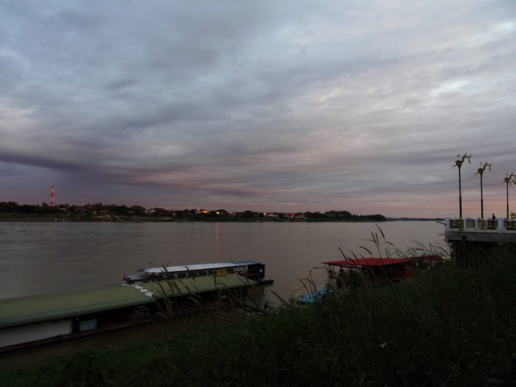 ... und da drüben ist schon Laos.