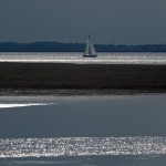 Belohnung 1: Glitzernder Bodden-Blick nach Rügen.